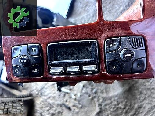 MERCEDES W220 KLİMA KALORİFER KONTROL PANELİ 2208300185