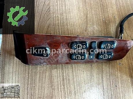 Mercedes-Benz SL Cam Düğmesi çıkma parça