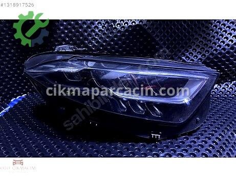 Mercedes-Benz CLS Sağ Ön Far çıkma parça