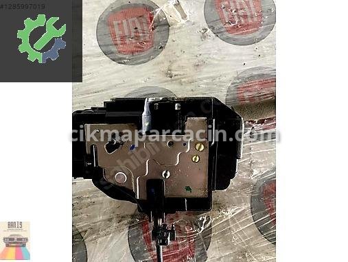 Mercedes-Benz X Sol Arka Kapı Kilidi A4707300400 çıkma parça