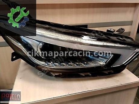 MG ZS Sağ Ön Far çıkma parça