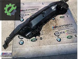 MİNİ COOPER R60 ÇIKMA CAM ALT KAPAK 9801780 (2. Adet)