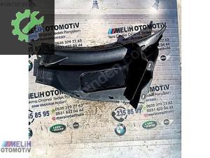 MİNİ COOPER R60 ÇIKMA SAĞ CAM ALT IZGARA 9802860 9801016 (2. Adet)