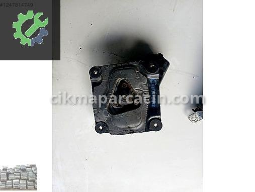 Mitsubishi Carisma Silecek Motoru çıkma parça