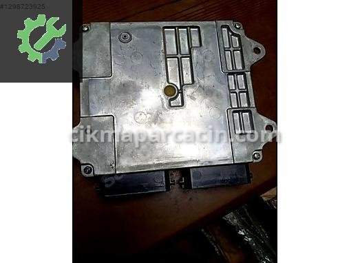 Mitsubishi Colt Motor Beyni 8631A565 çıkma parça