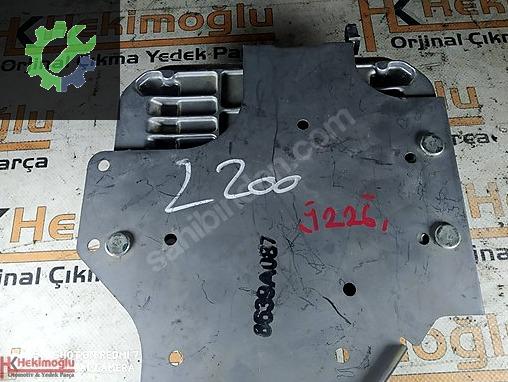 Mitsubishi L200 Beyin 275700-0542 çıkma parça