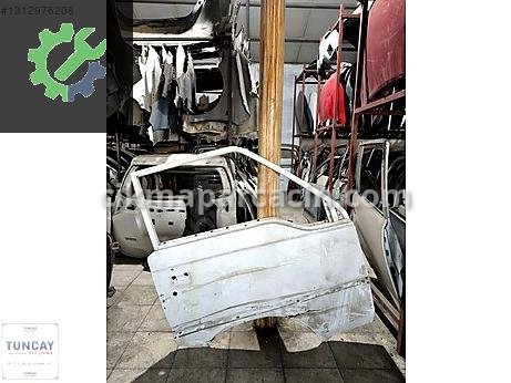Mitsubishi L300 Kapı (Ön Sağ) çıkma parça