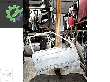 Mitsubishi L300 Kapı (Ön Sağ) çıkma parça