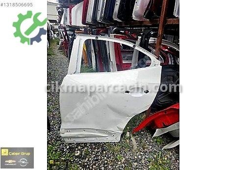 Opel Mokka Kapı (Arka Sol) çıkma parça