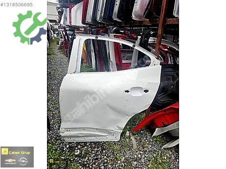 Opel Mokka Kapı (Arka Sol) çıkma parça