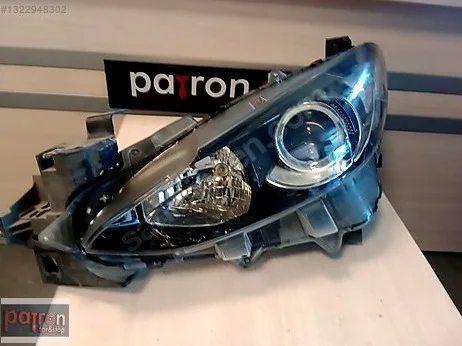Mazda 3 Sol Ön Far çıkma parça