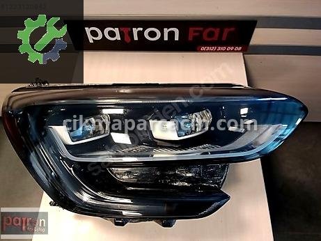 Renault Megane Sağ Ön Far çıkma parça