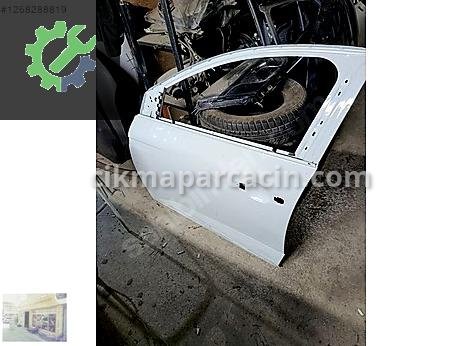Renault Megane Sol Ön Kapı çıkma parça