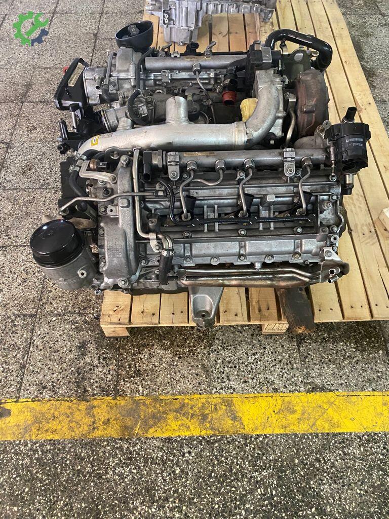 Mercedes-Benz S Serisi çıkma parça