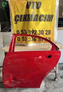 Mercedes A Serisi W176 Sol Arka Kapı
