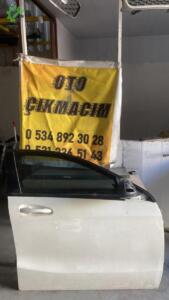 Mercedes A Serisi W176 Sağ Ön Kapı