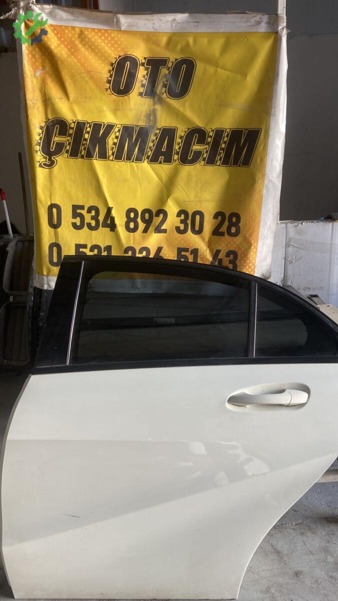 Mercedes-Benz A Serisi Sol Arka Kapı çıkma parça