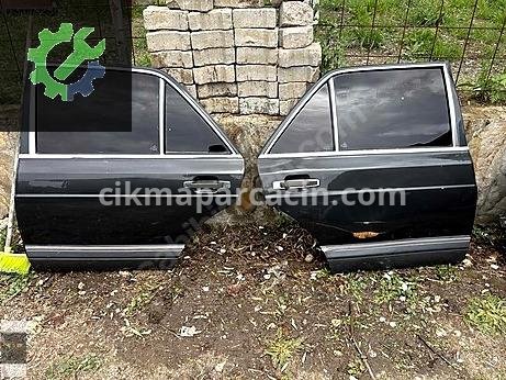 Mercedes-Benz SL Sağ Kapı çıkma parça