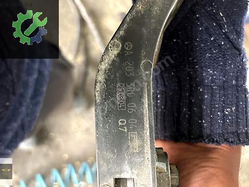 Mercedes 203 gaz pedalı elektrikli
