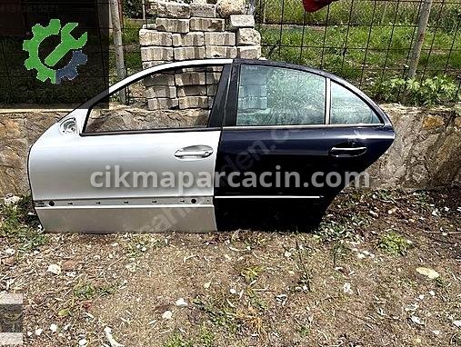 Mercedes-Benz EQA Sağ Kapı çıkma parça
