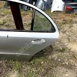 Mercedes 211 sol arka kapı