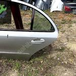 Mercedes 211 sol arka kapı