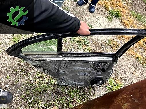 Mercedes 211 sol arka kapı