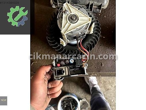 Mercedes-Benz CLA Kalorifer Motoru çıkma parça