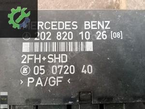Mercedes C kasa cam confort 202 820 10 26