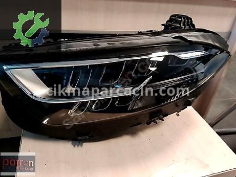 Mercedes-Benz CLS Sol Ön Far çıkma parça