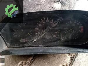 Mercedes km saat