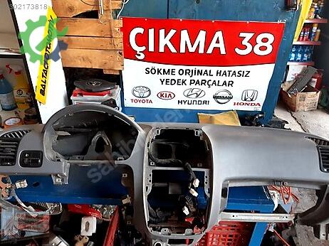 Hyundai Accent Ön Torpido çıkma parça
