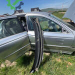 Jaguar X-Type 1997-2010 Çıkma Ön Cam Izgarası
