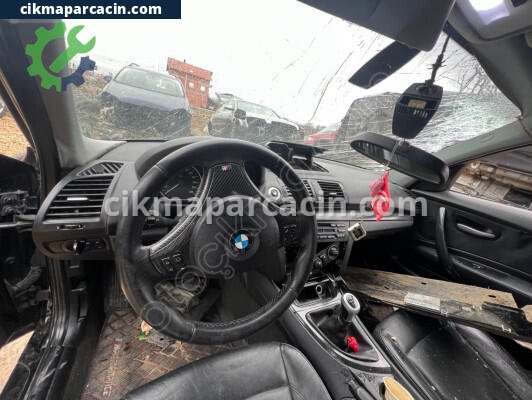BMW M Serisi Torpido çıkma parça
