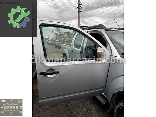 Nissan Navara Sağ Kapı çıkma parça