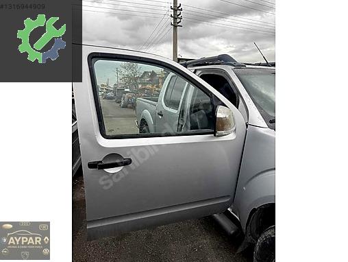 Nissan Navara Çamurluk (Ön) çıkma parça