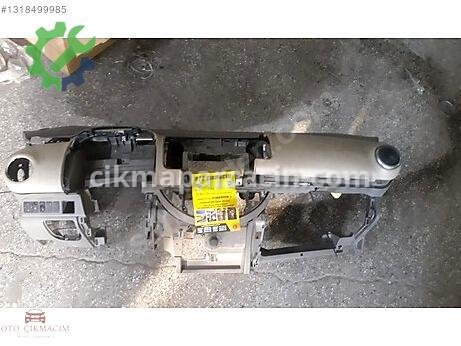 Nissan Note Torpido çıkma parça