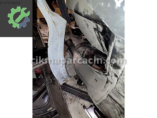 Nissan Qashqai Sol Arka Çamurluk çıkma parça