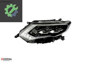 NİSSAN X-TRAIL 2017- ÖN FAR EL. MOT. LEDLİ SOL SIFIR 26060-6FL6A