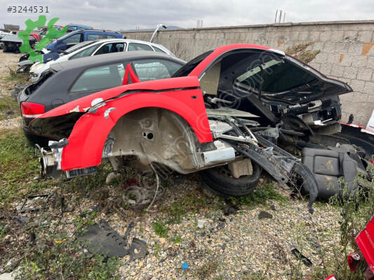 Audi TT Çamurluk çıkma parça