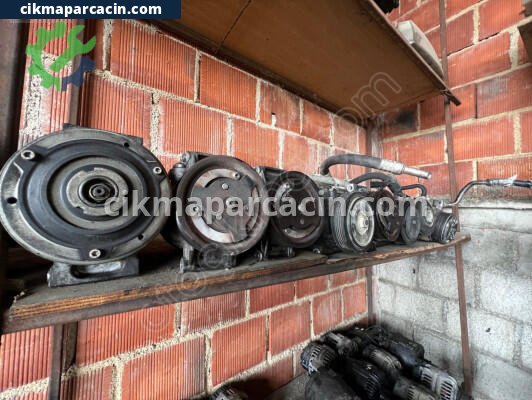 Volkswagen Beetle Klima Kompresörü çıkma parça