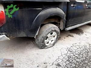 Çıkma Nissan Navara Çamurluk (Arka)