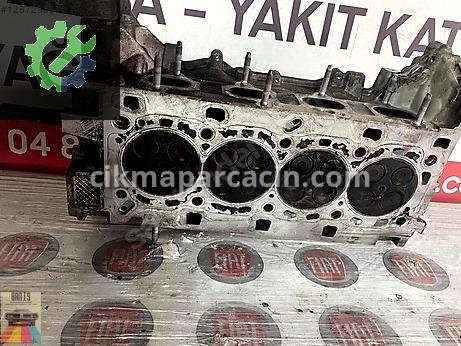 Nissan Navara Silindir Kapak çıkma parça