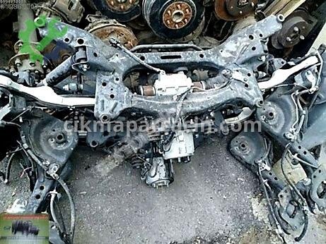 Nissan Qashqai Aks (Sol) çıkma parça