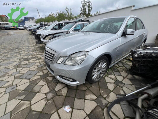 Mercedes-Benz 250 Far çıkma parça