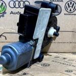 Skoda Octavia 2013-2021 Çıkma Cam 5Q0959812A
