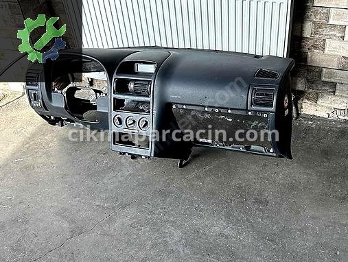Opel Astra Torpido çıkma parça
