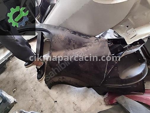 Opel Astra Sol Arka Çamurluk çıkma parça