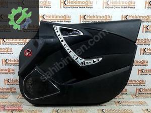 OPEL ASTRA J SAĞ ÖN KAPI DÖŞEMESİ 61006 155603