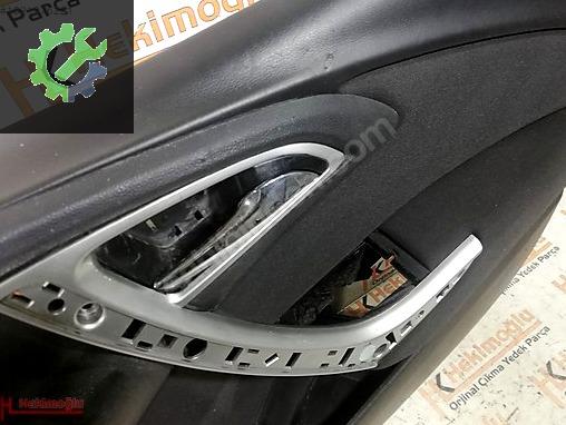 Opel Astra Kapı (Ön Sağ) 155603 çıkma parça